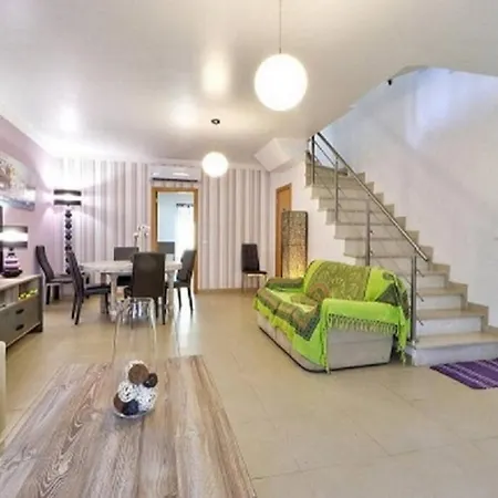 Villa Moradia Do Sol *